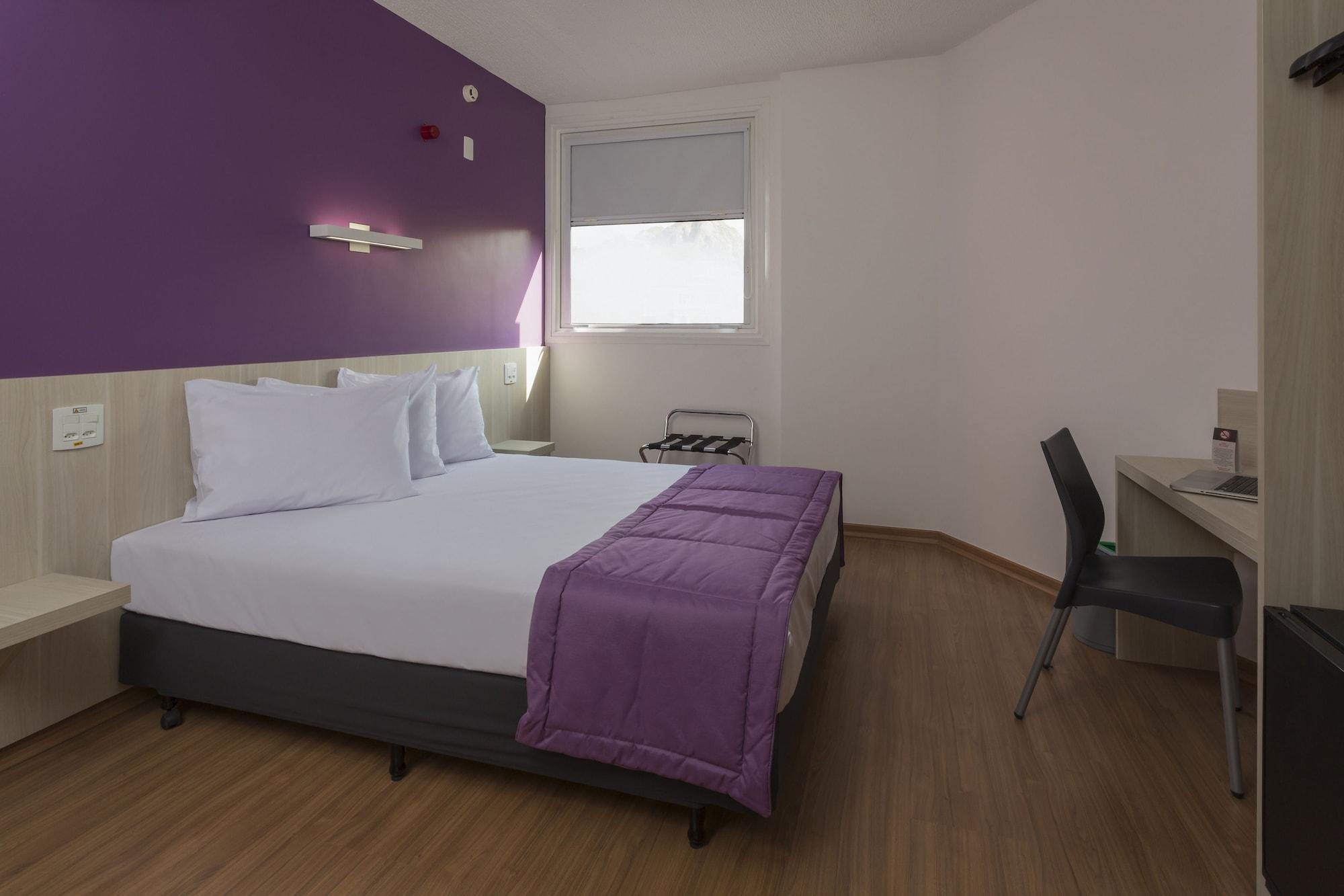 Go Inn Vitoria Luaran gambar
