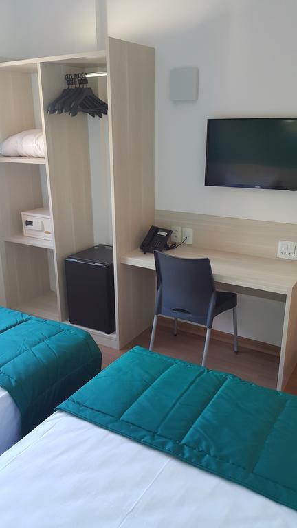 Go Inn Vitoria Luaran gambar