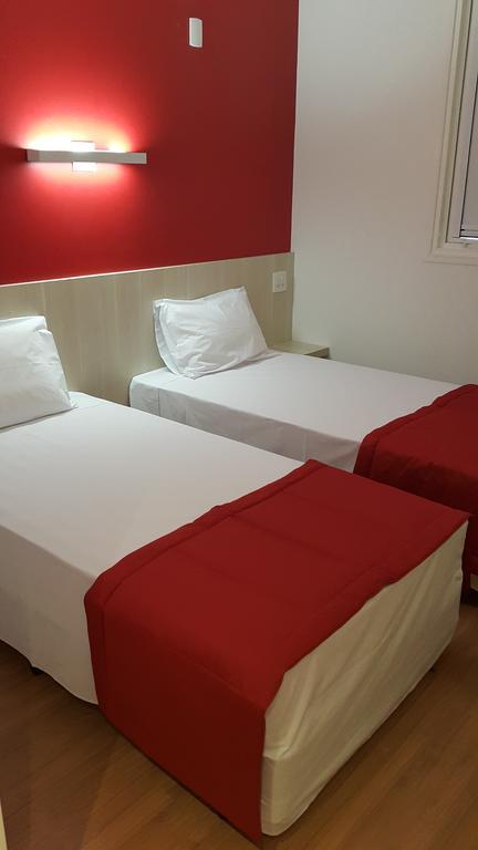 Go Inn Vitoria Luaran gambar