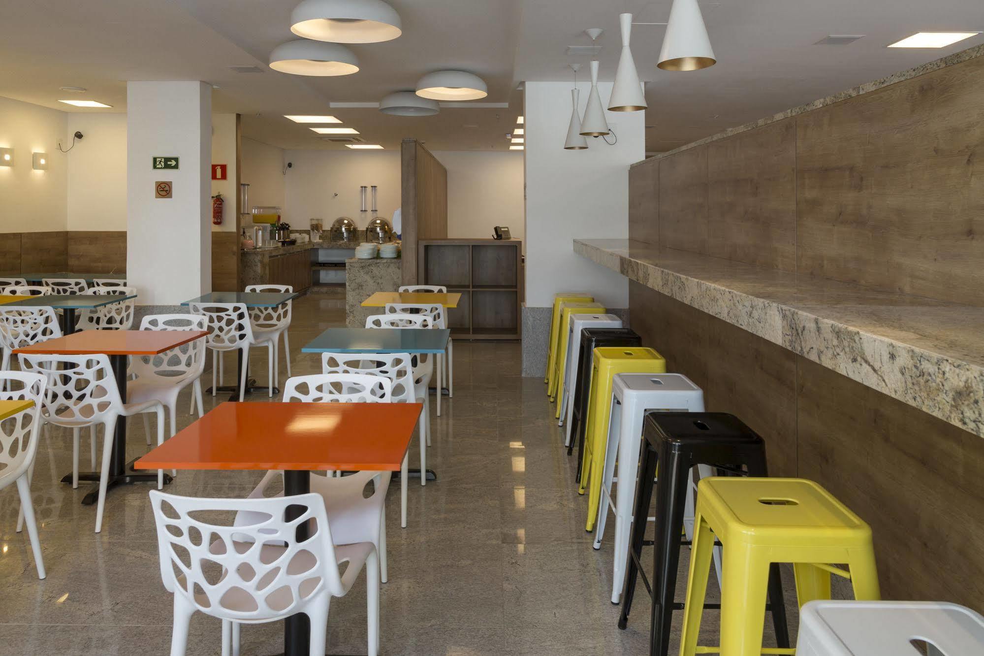 Go Inn Vitoria Luaran gambar